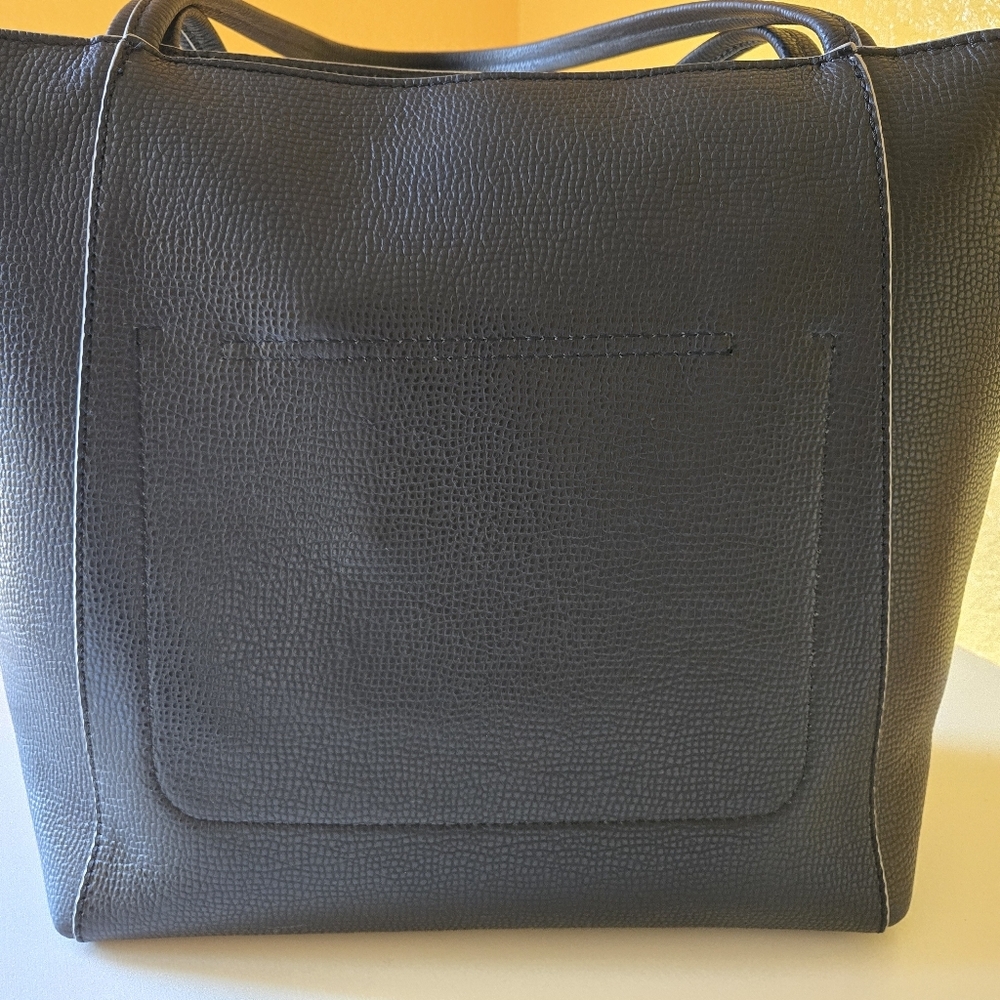 Etienne Aigner Stella Large Black 100% Leather Shoulder Tote Handbag - Picture 5 of 16